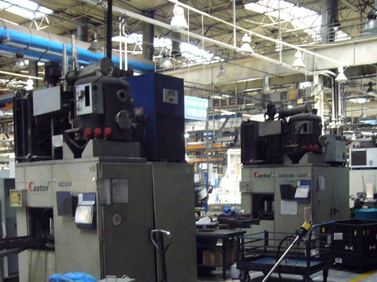 myjnie przemysłowe wyposażone w destylarki próżniowe do recyklingu środka myjącego