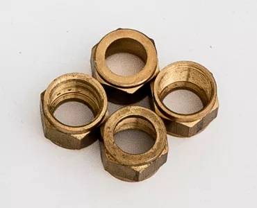 elementy z mosiądzu