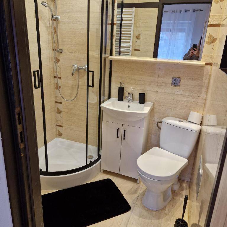 apartament z łazienką