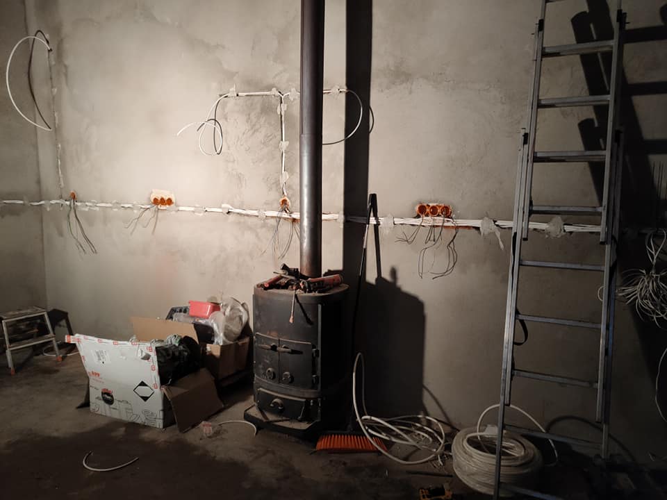 instalacje elektryczne montaż, instalacje elektryczne wymiana, dobry elektryk z uprawnieniami