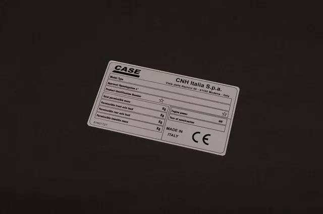 produkcja tabliczek znamionowych