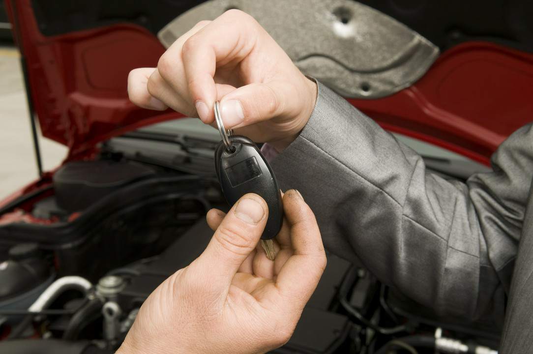 sprzedaż samochodów używanych