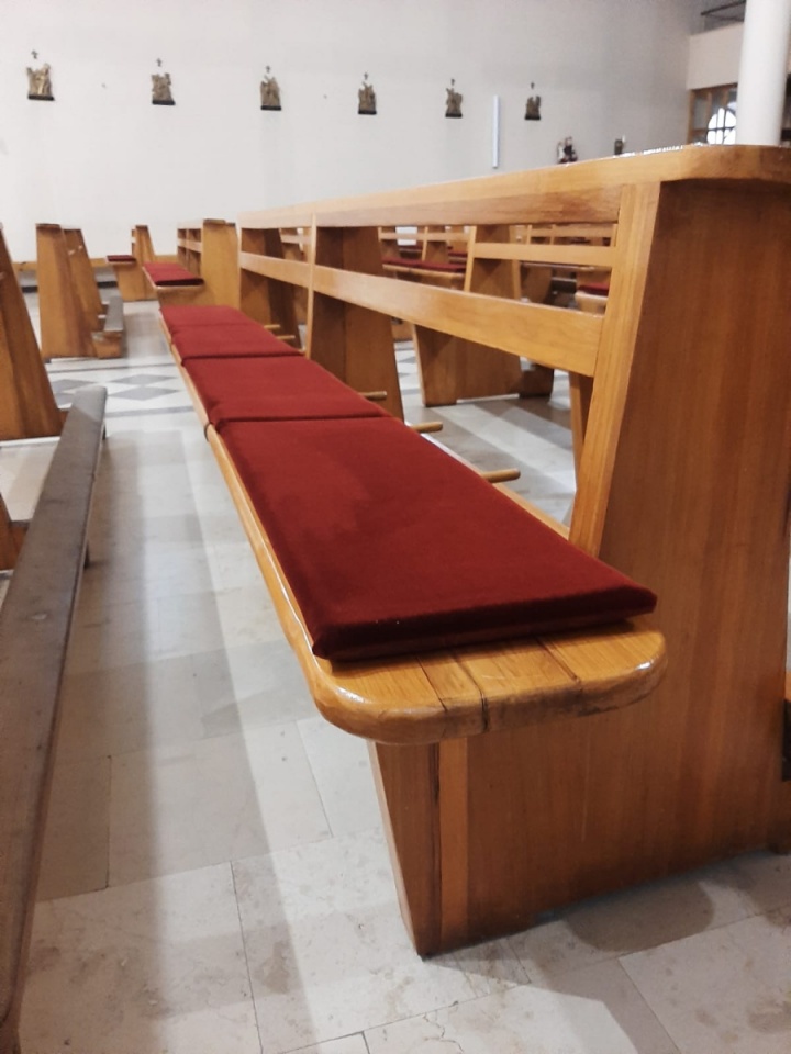 tapicerka liturgiczna