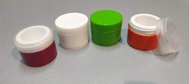 słoiczki na kosmetyki