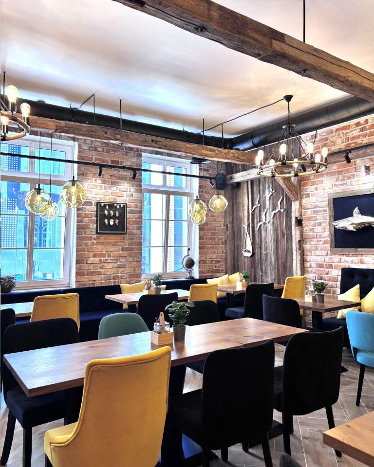 restauracja serwująca owoce morza