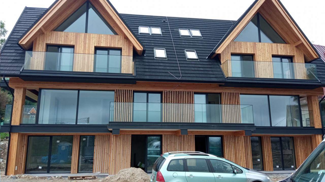 profesjonalne usługi budowlane, budowa domów od podstaw, usługi remontowo-budowlane