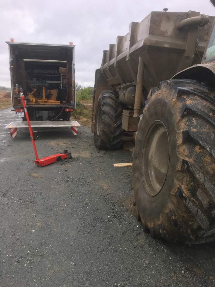 naprawa opon w maszynach budowlanych