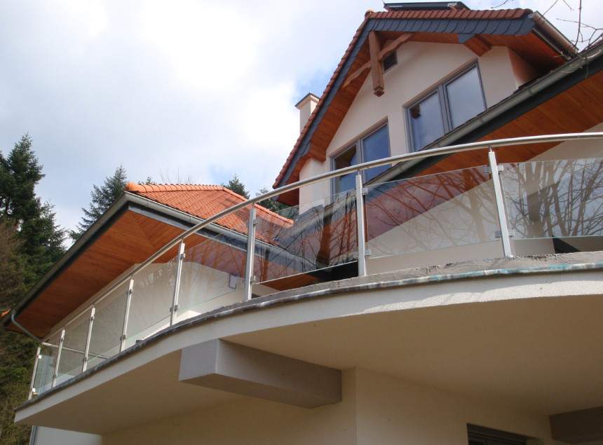 szklane balustrady