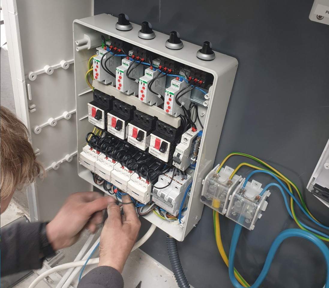 naprawa maszyn, naprawa elektronarzędzi, serwis maszyn