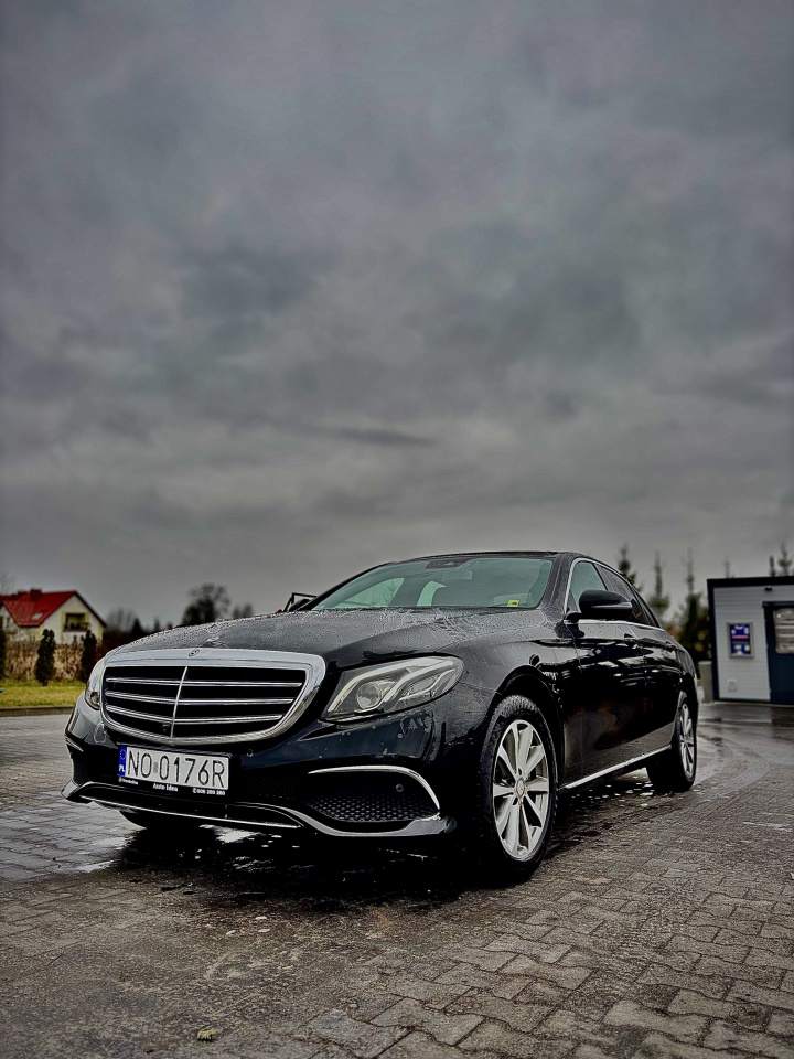 Wypożyczalnia Samochodów