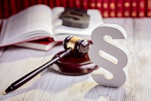 reprezentowanie klientów w sądzie