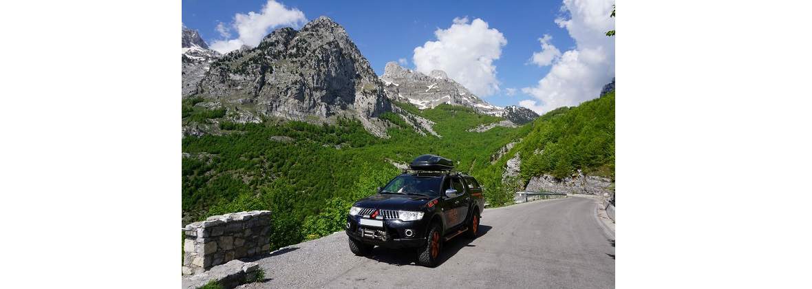 Axel 4x4 Dariusz Wachel