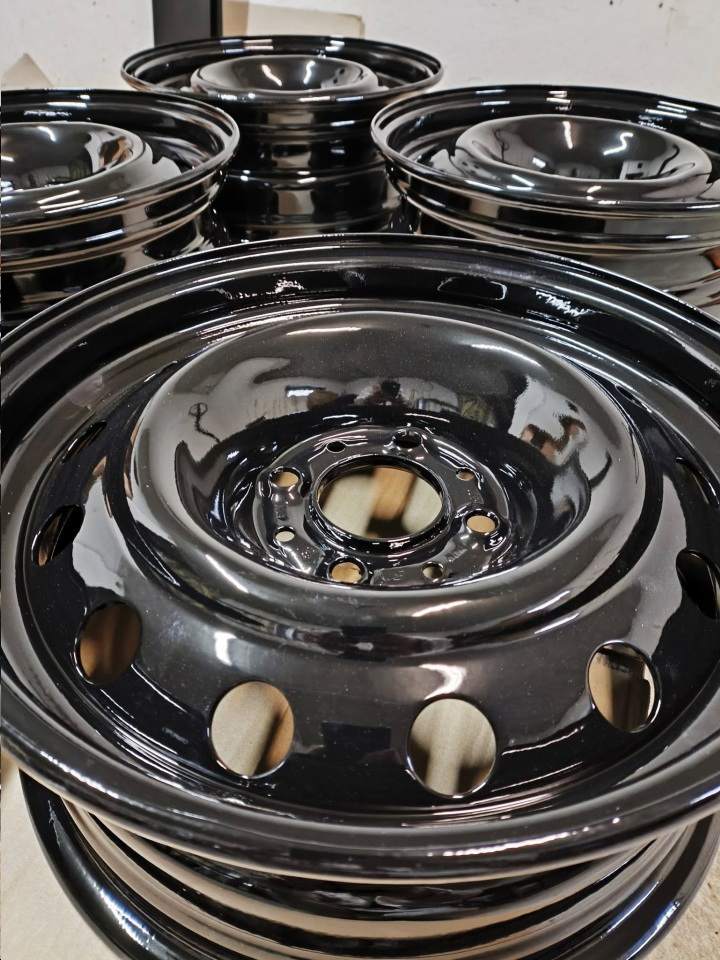 malowanie proszkowe elementów metalowych