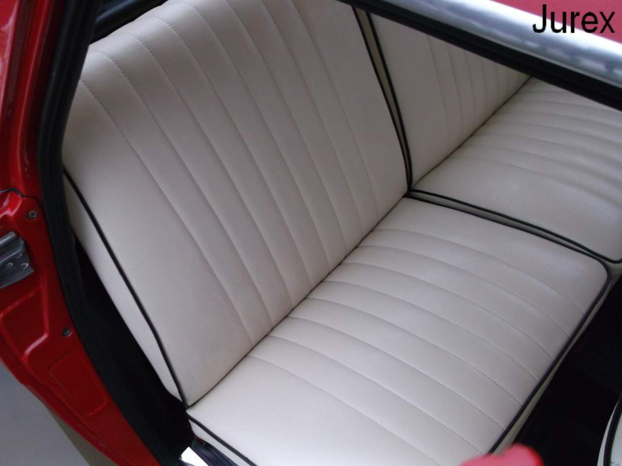 naprawa tapicerki w samochodzie