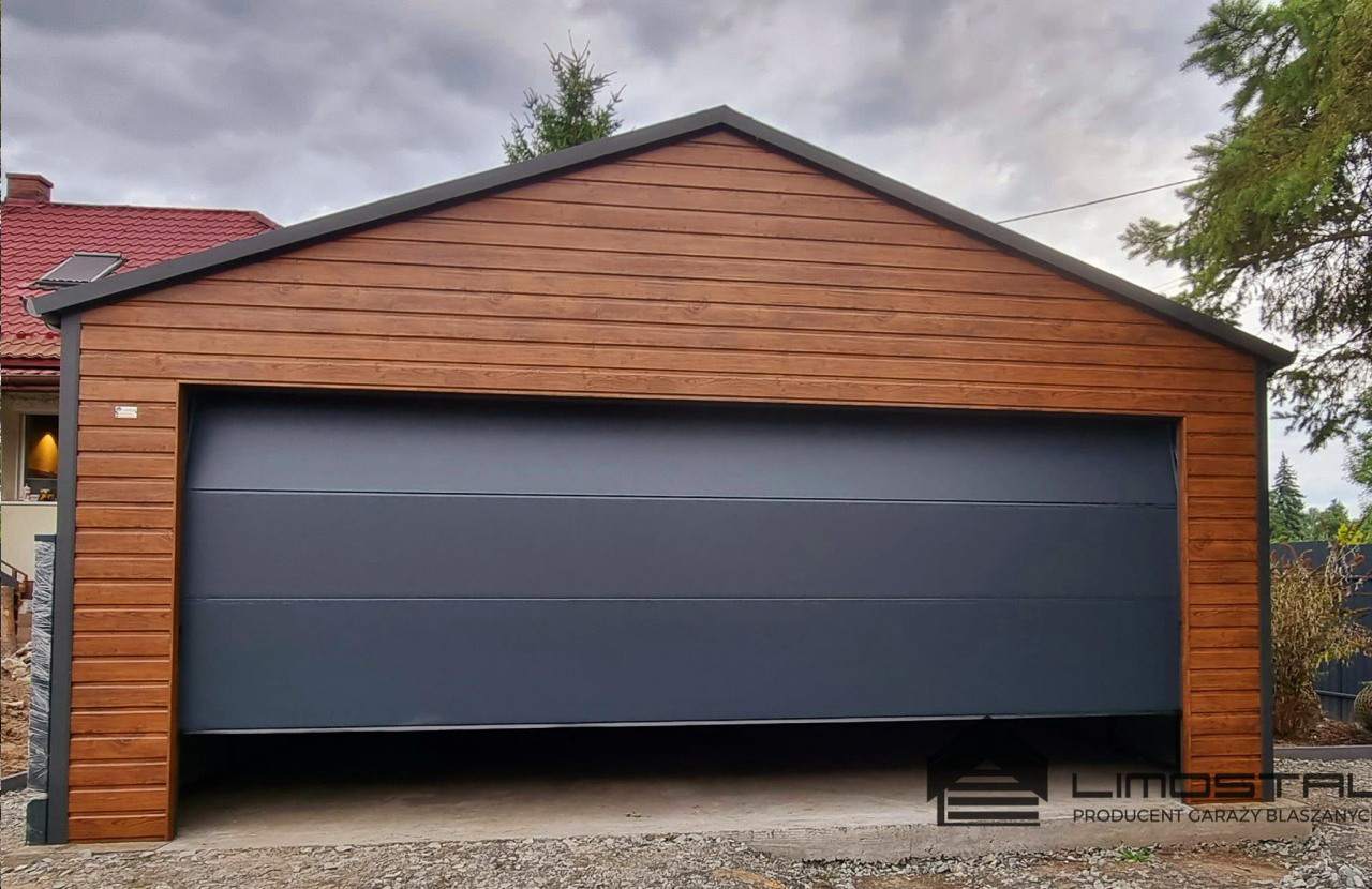 garaż blaszany