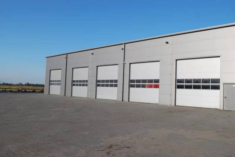 bramy garażowe do warsztatów