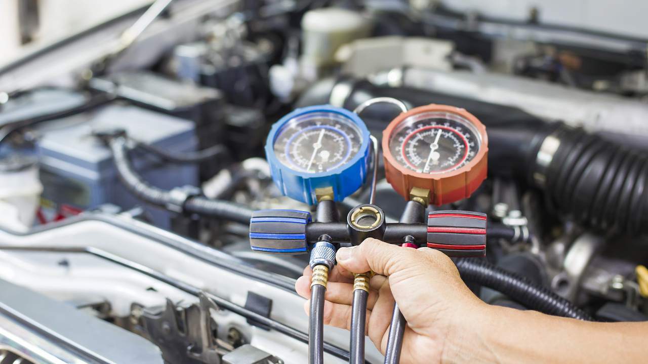 naprawa klimatyzacji samochodowej
