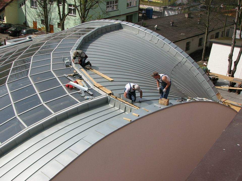 dekarz, dekarstwo, usługi dekarskie, rąbek stojący rheinzink, producent rąbka stojącego