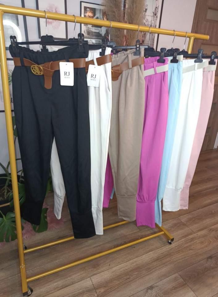 moda damska, butik z odzieżą damską, sklep odzieżowy