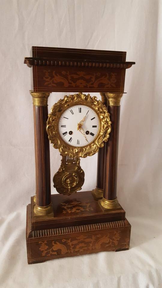 meble antyczne, renowacja mebli, zegar