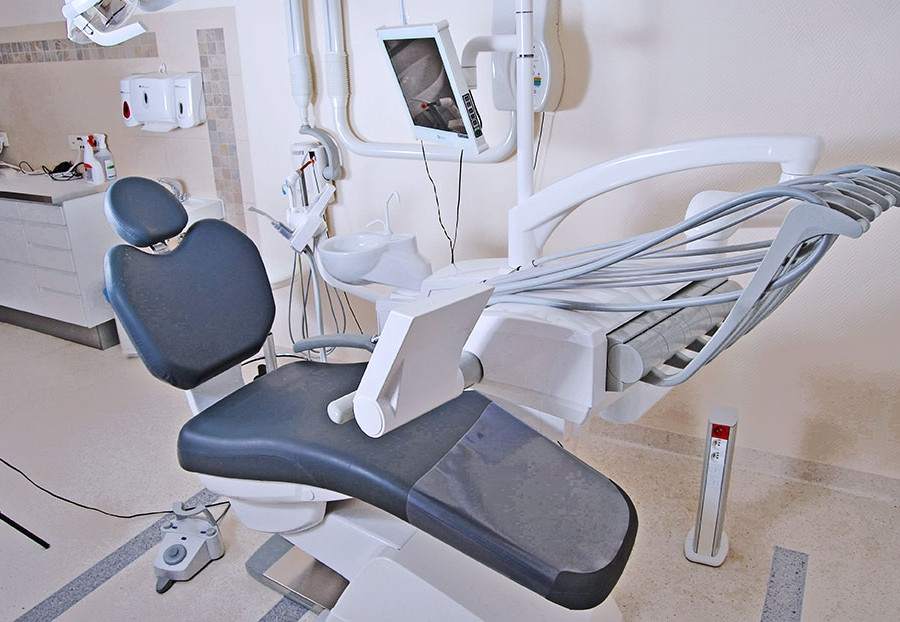 gabinet stomatologiczny Ewy Osękowskiej, Ewa Osękowska Lekarz Chirurg Stomatolog Praktyka Dentystyczno Implantologiczna, Sopot