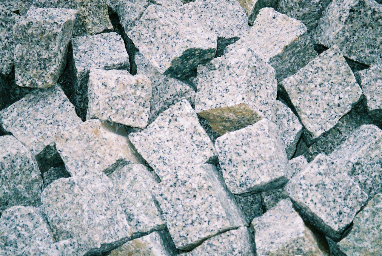 kostka granitowa