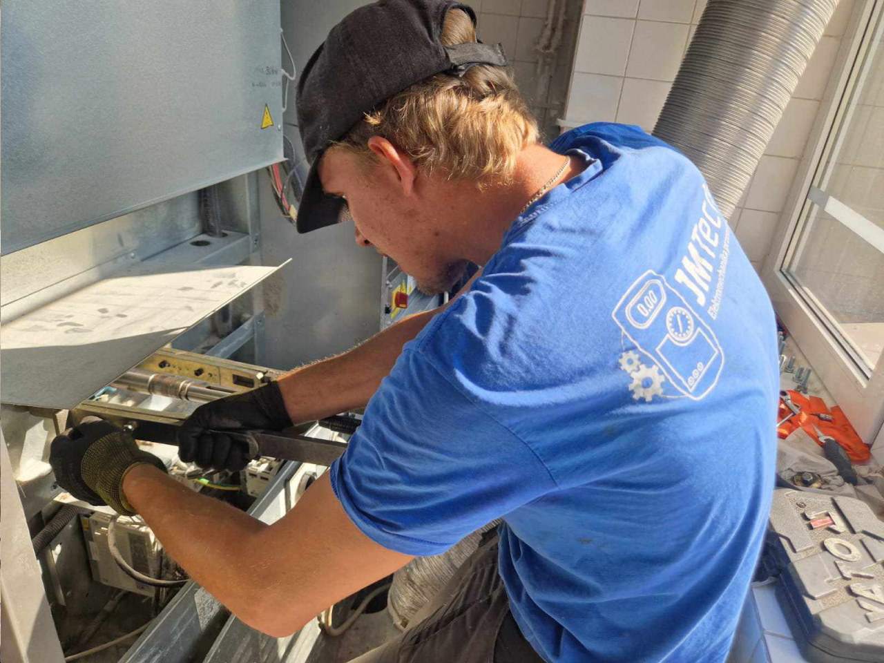 naprawa, serwis linii produkcyjnych