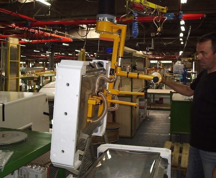 chwytaki do podnoszenia elementów metalowych