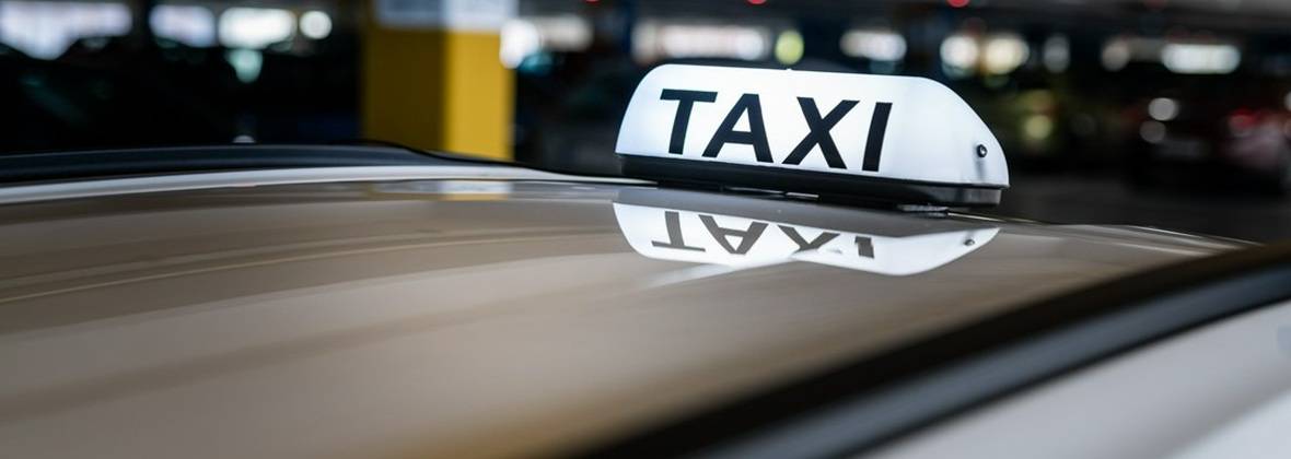 Tomasz Jaskułowski - TAXI Wielebny