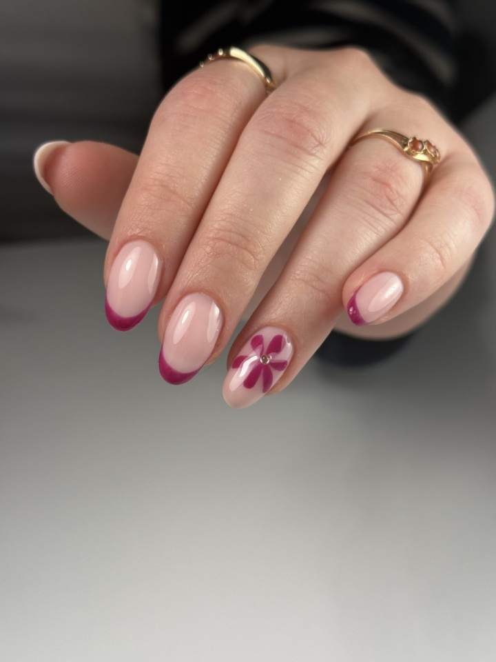 stylizacja paznokci, paznokcie żelowe, paznokcie hybrydowe