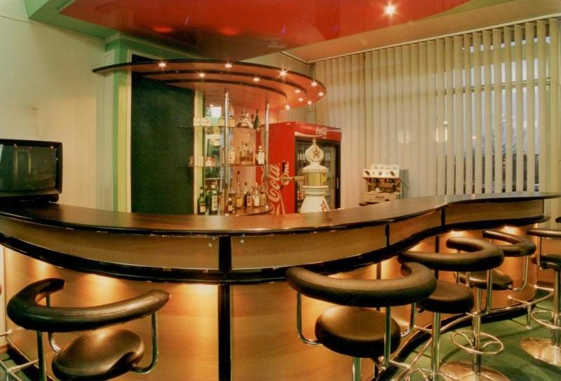 zabudowa baru i restauracji