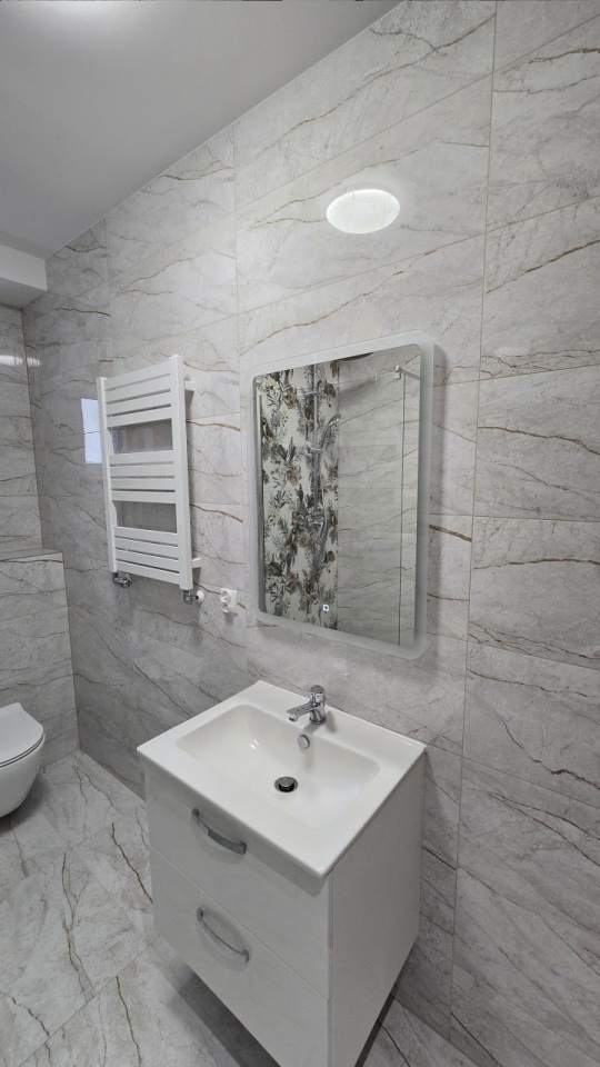 wykańczanie wnętrz, remont mieszkania, układanie płytek, układanie paneli