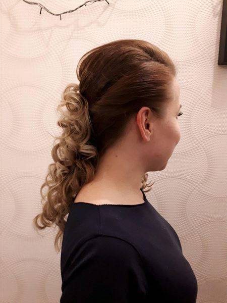 Fryzjerzy i salony fryzjerskie