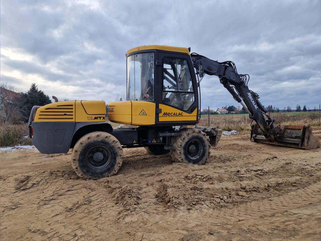 usługi minikoparką