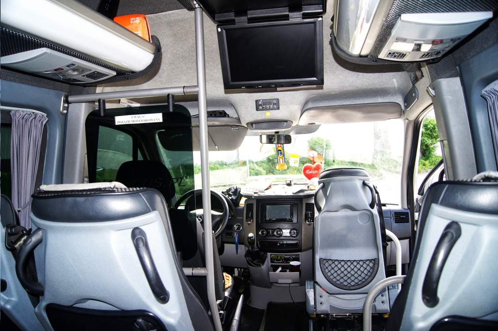 regularne przewozy osób