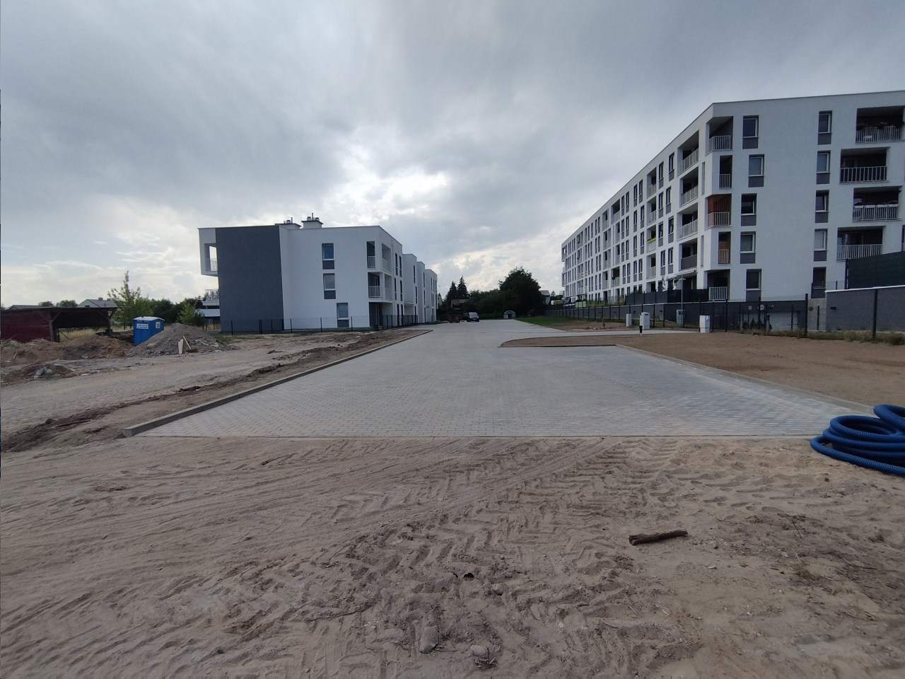 układanie kostki brukowej, brukarstwo, roboty ziemne