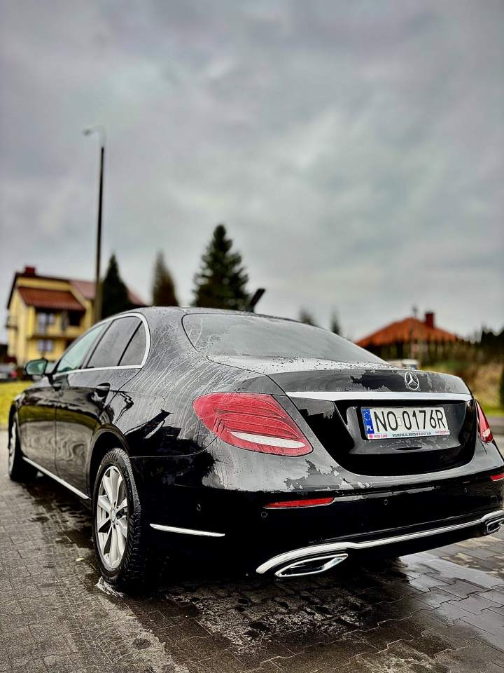 Wypożyczalnia Samochodów