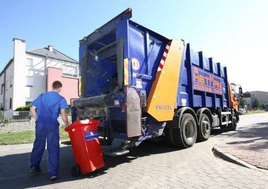 odbiór odpadów stałych