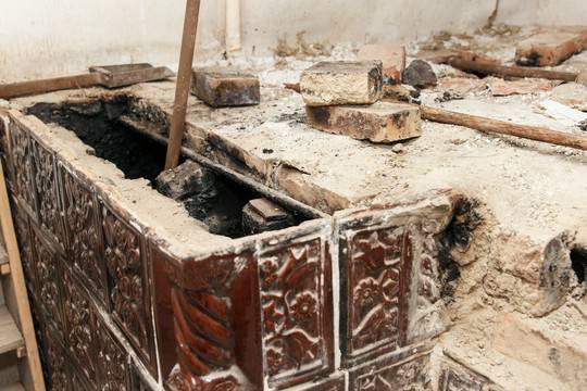 renowacja pieca kaflowego