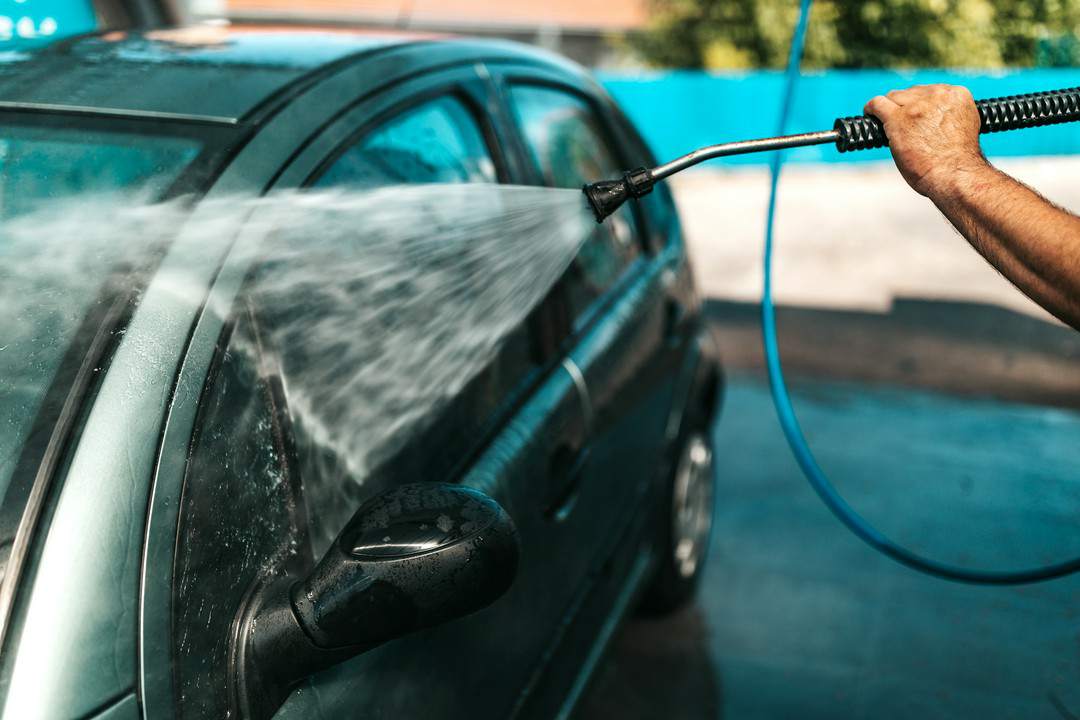 mycie szyb samochodowych