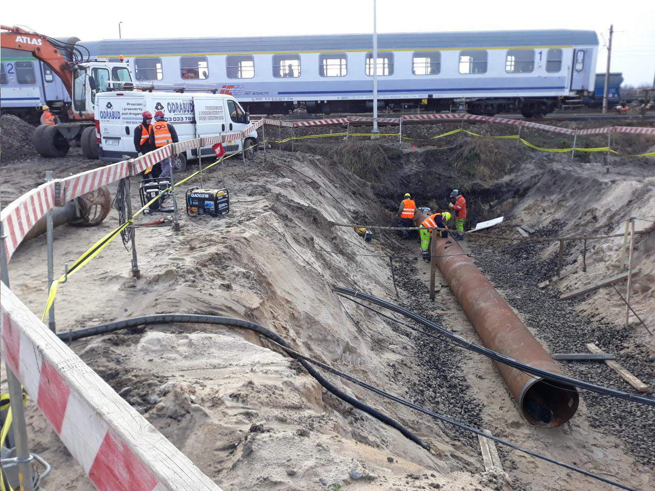 wykonanie przewiertów