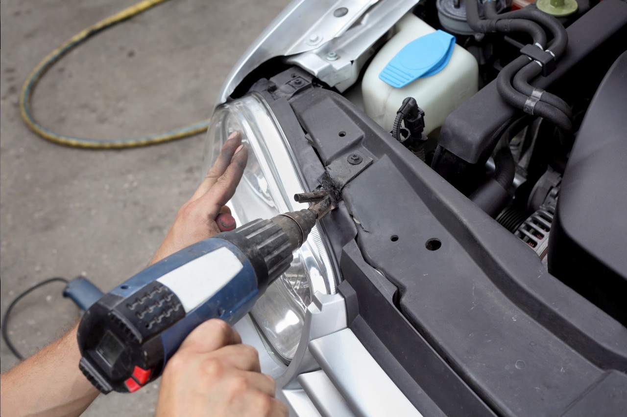 Sprzedaż części samochodowych