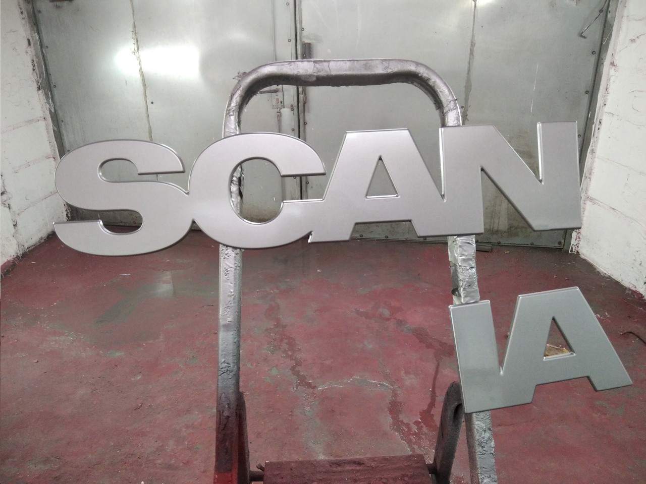 lakiernictwo samochodowe