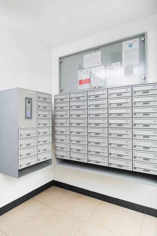 skrzynki na paczki pocztowe