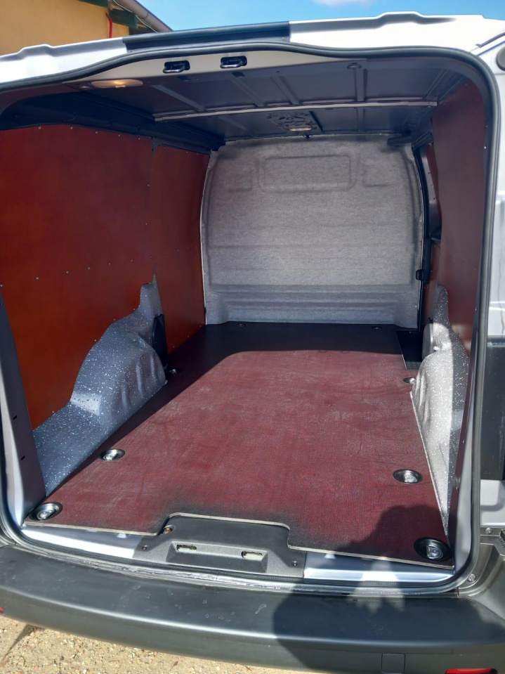 zabudowy samochodów