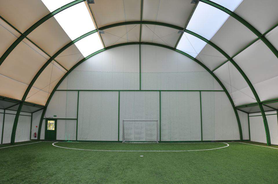 hala sportowa, piłka nożna, boisko kryte