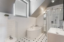 remonty i prace wykończeniowe w łazienkach