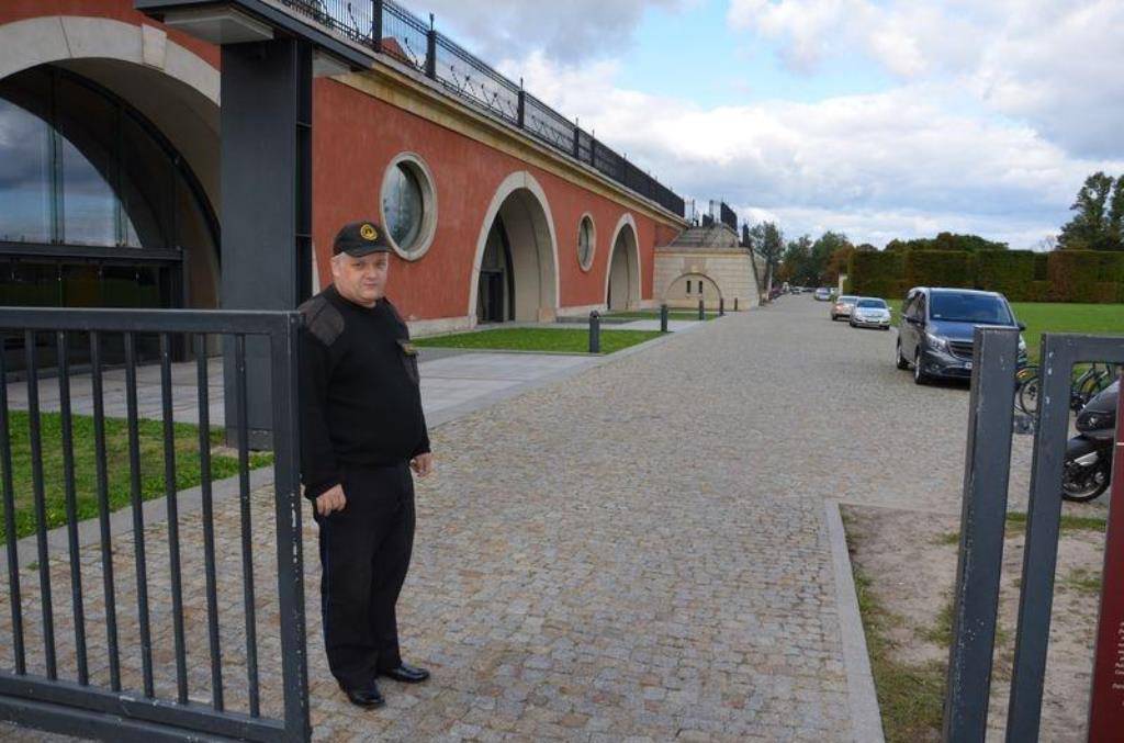 pracownik firmy Zamek