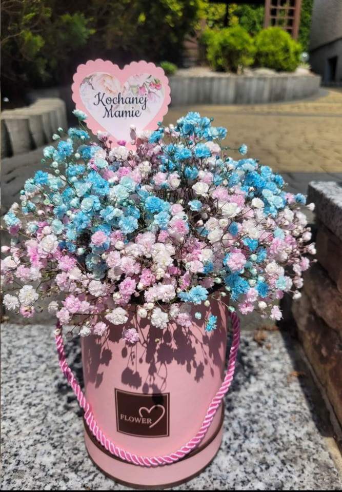 box kwiatowy dla mamy