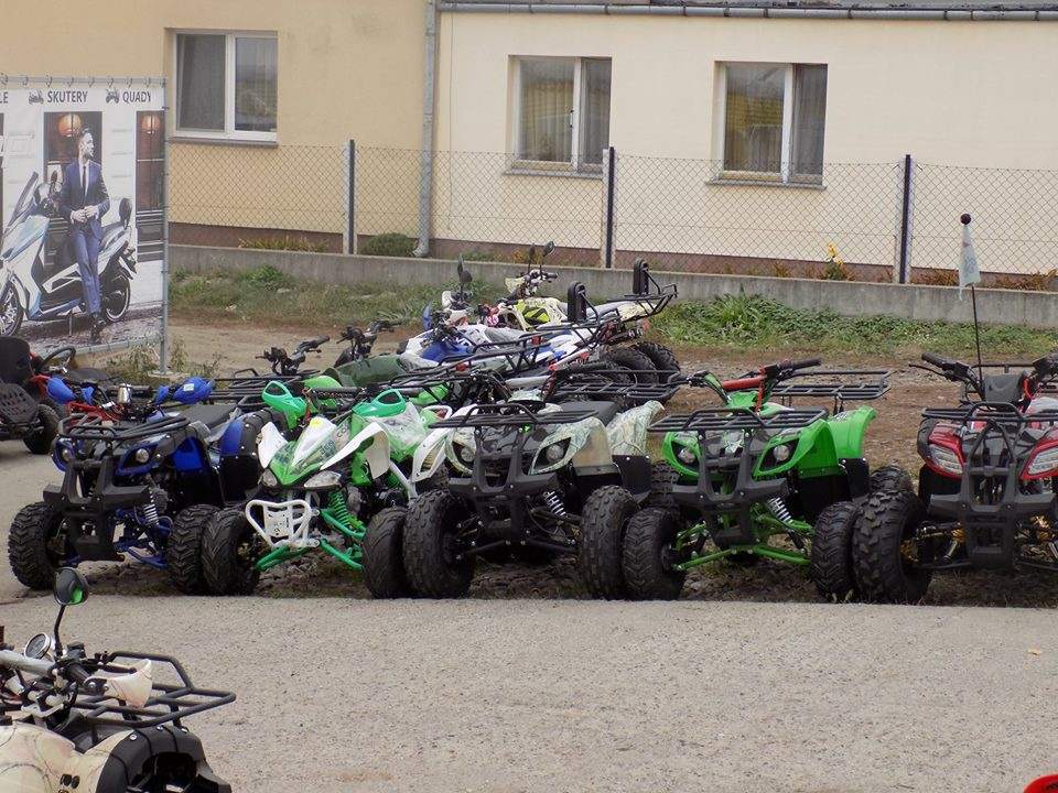 Motocykle, skutery i quady
